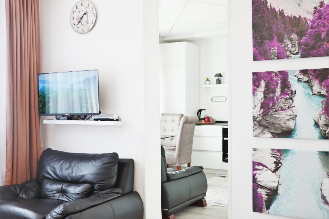 Cozy Apartment In Пристина Екстериор снимка